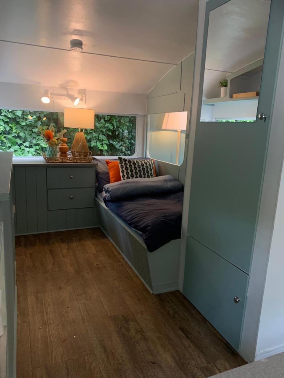 Mornington Peninsula Retro Caravans Рай Номер фото