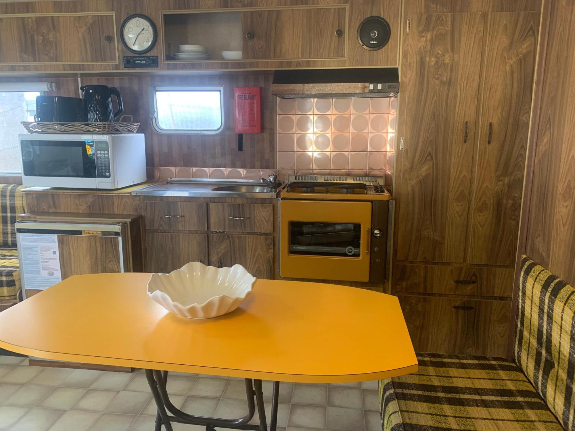 Mornington Peninsula Retro Caravans Рай Номер фото